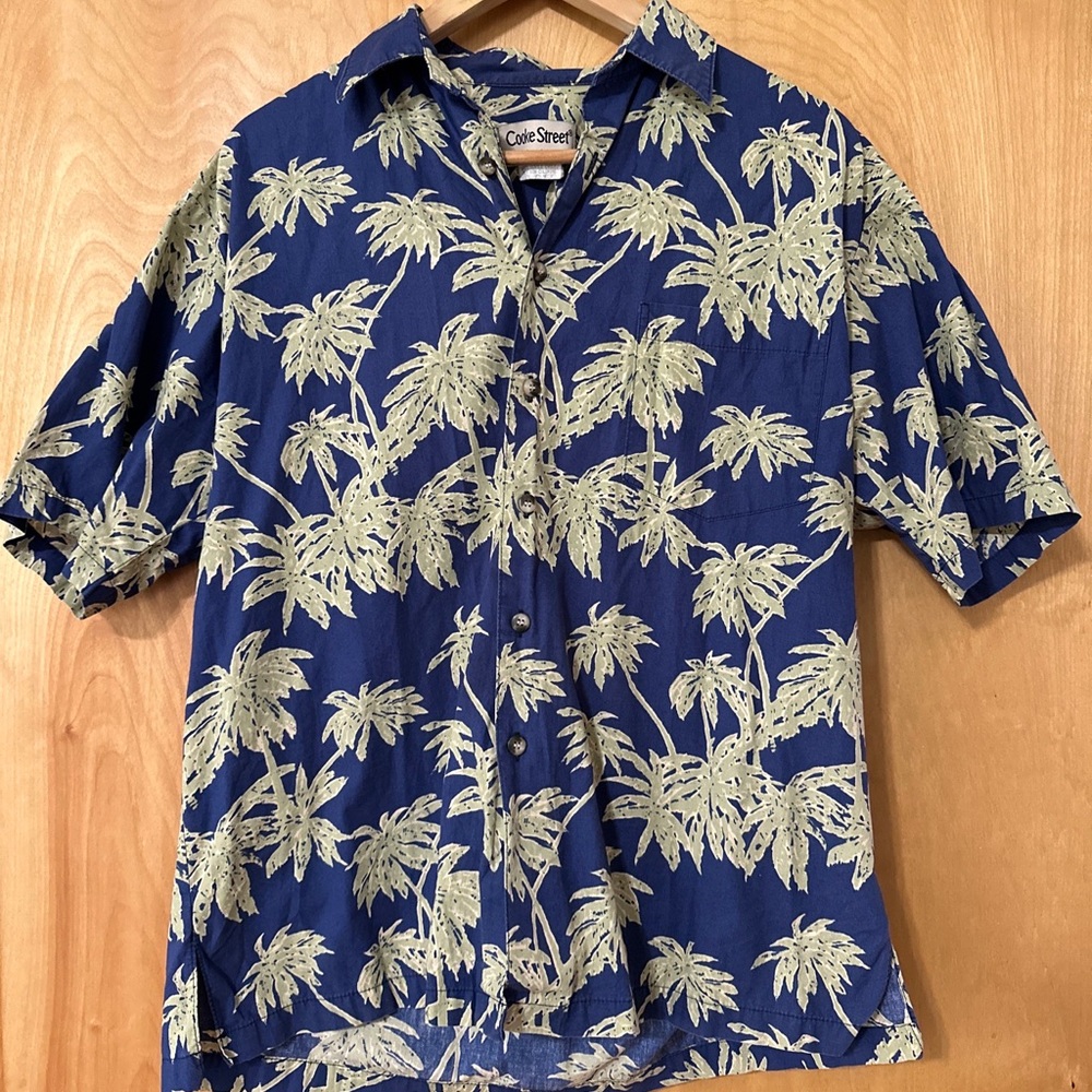 Cooke Street Hawaiian Shirt Men's S Palm Trees Blue. 100% cotton made in Hawaii